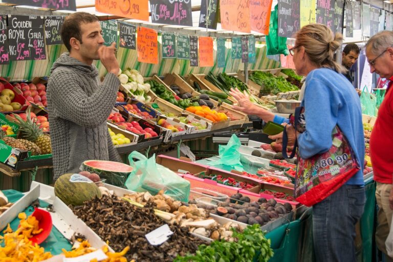 Neuer Gemüsehändler für den Wochenmarkt in Langenhorn gesucht